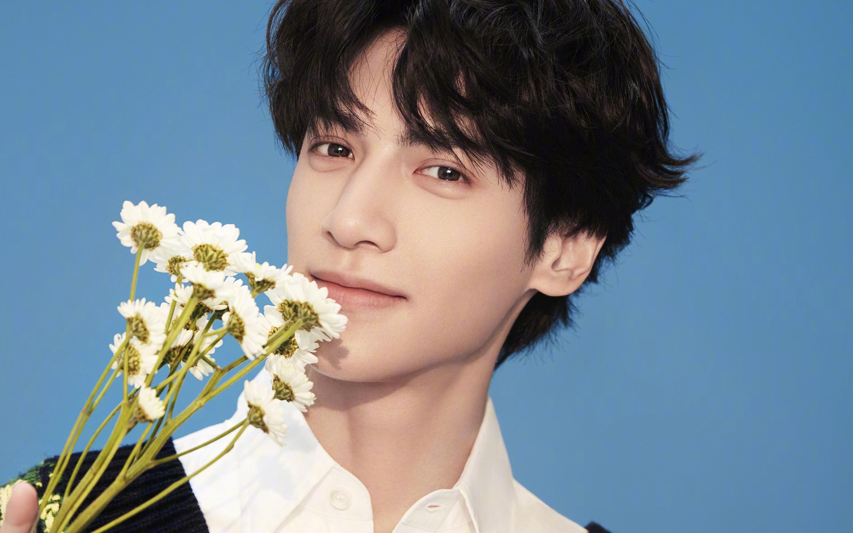 爱游戏在线-绝地逆转！76人惊险翻盘篮网，但今夜他只属于西亚卡姆