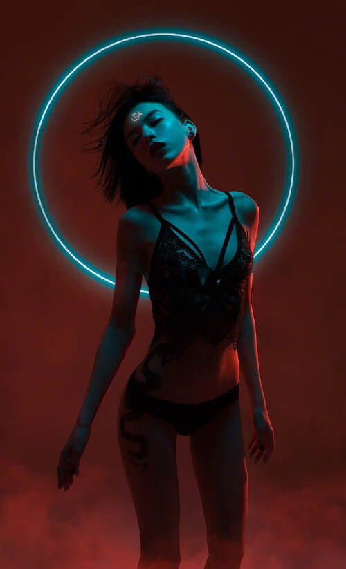 塞维利亚单节狂轰滥炸,阿克关键先生引领胜利