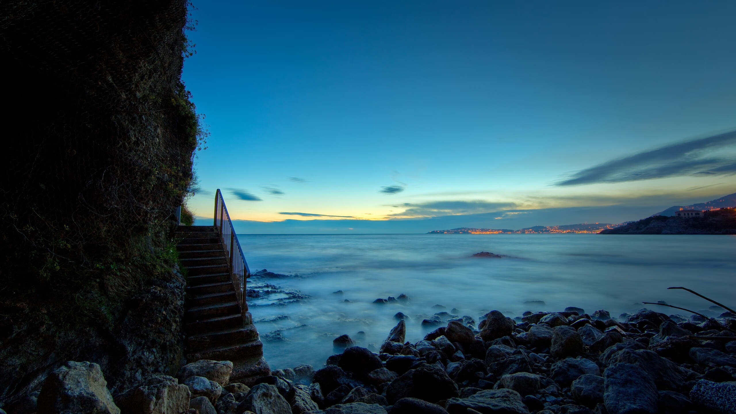 西甲国家德比之夜，当韩国利刃刺穿百年傲慢，黄喜灿惊艳的不只是四座
