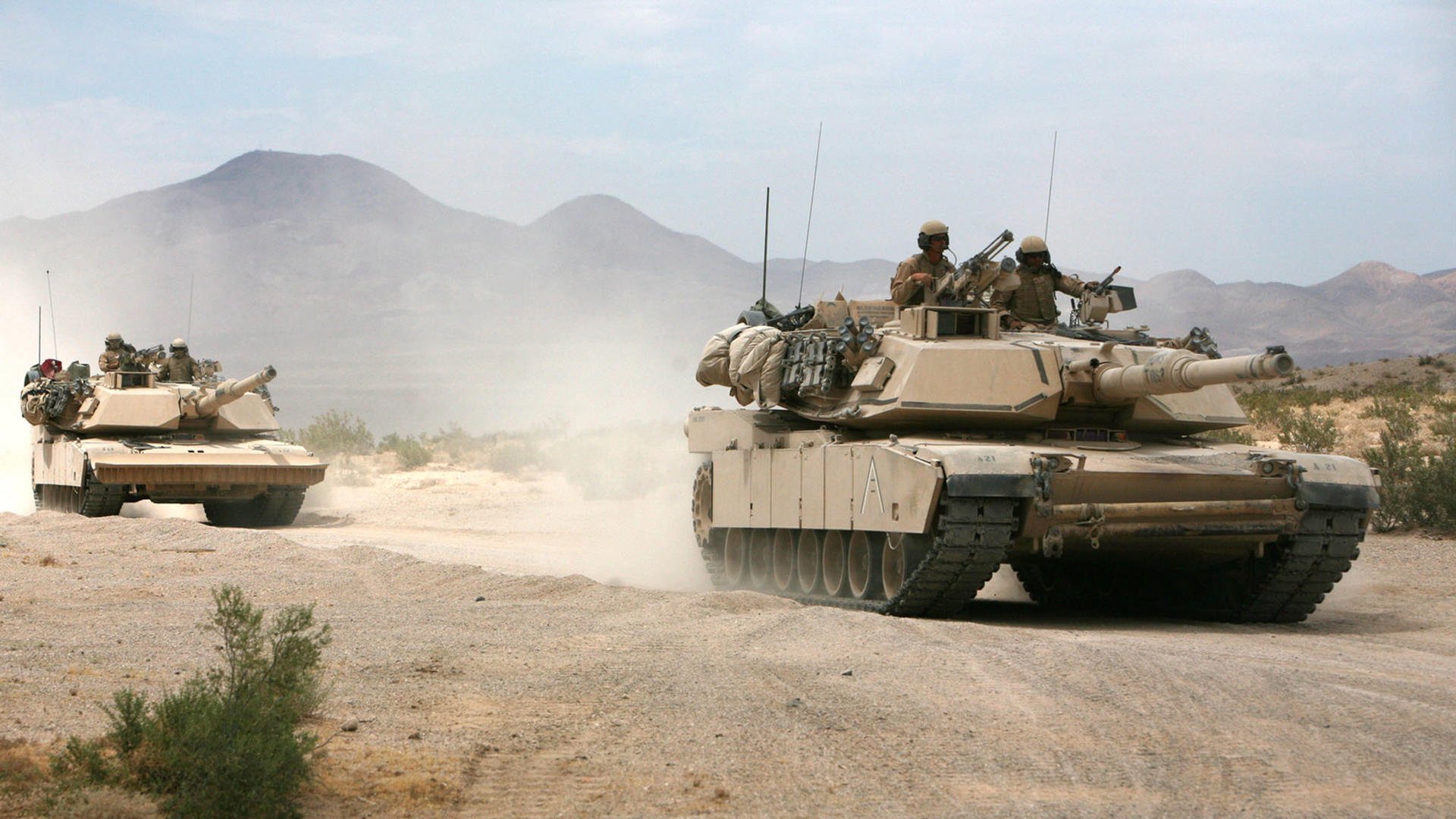 钢铁玫瑰碾压斗牛士，新王莱奥于温布利加冕 一场定义时代的正面击溃